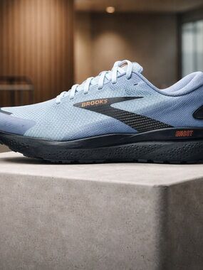 Pre-owned Brooks Ghost Men's size 11 Running Shoe - Light Blue/Black